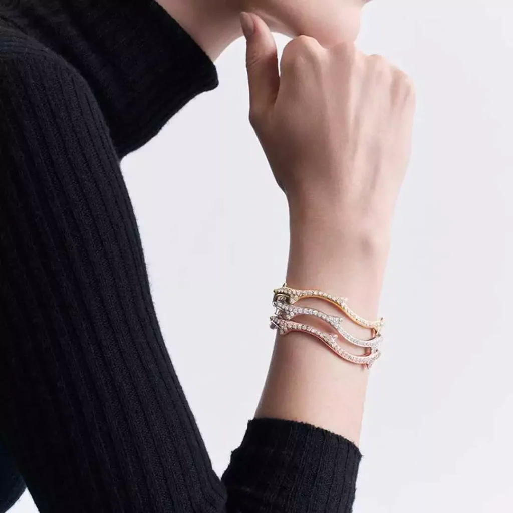 لوکس ترین دستبندهای زنانه برند Dior