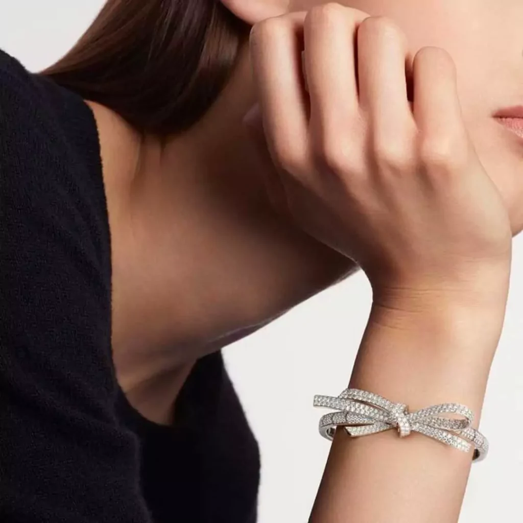 لاکچری ترین  دستبندهای زنانه برند channel