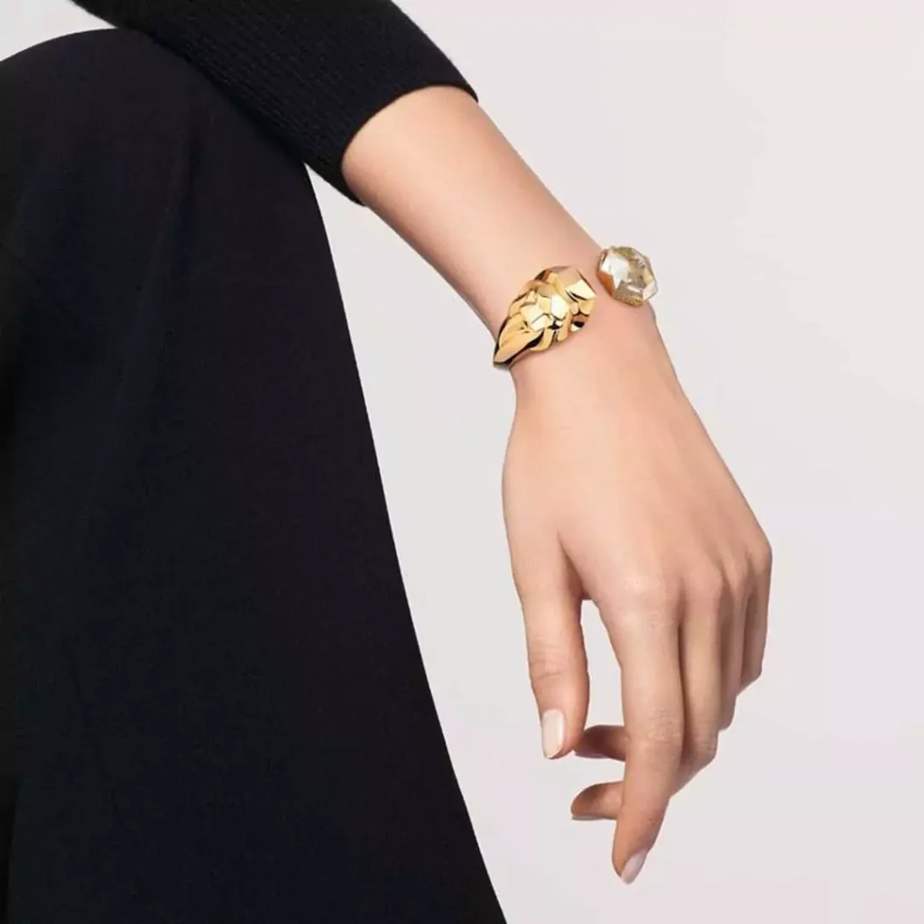 عالی ترین دستبندهای زنانه برند channel