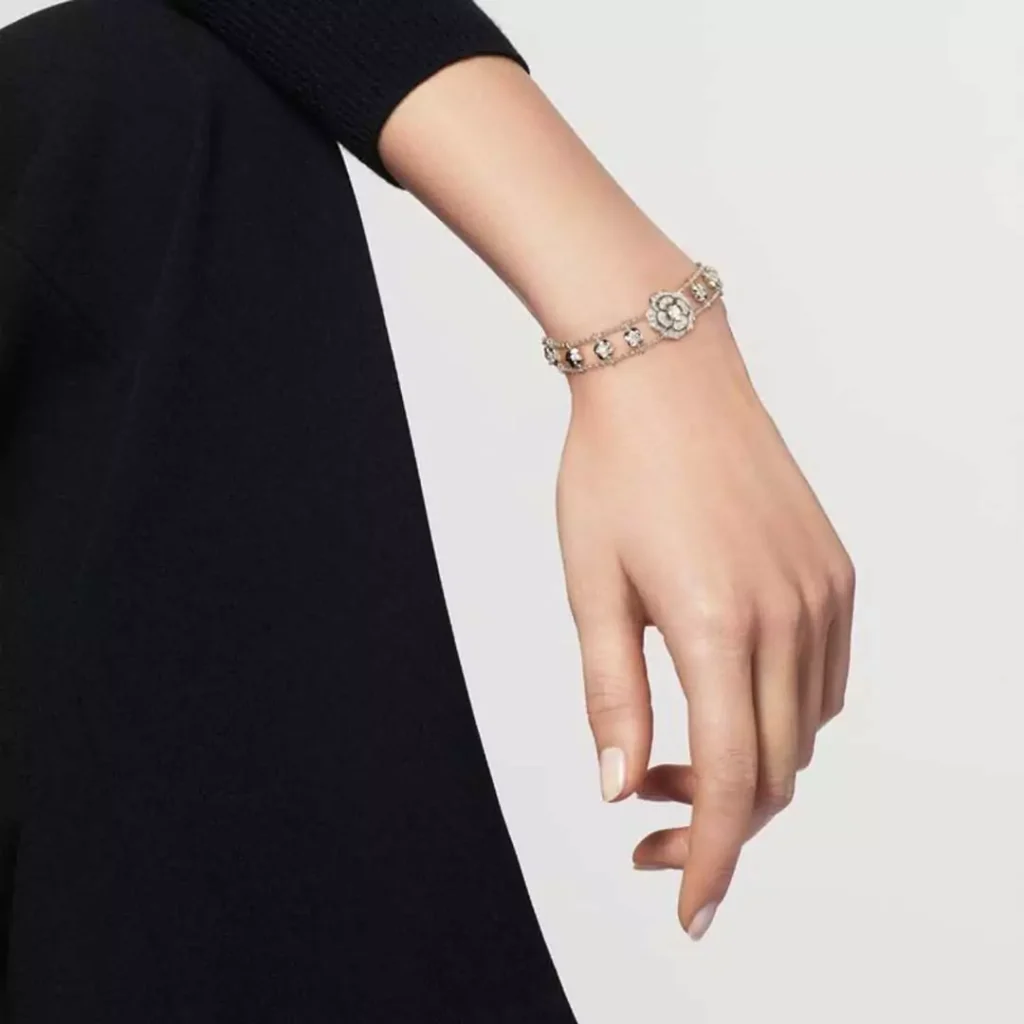 قشنگ ترین دستبندهای زنانه برند channel