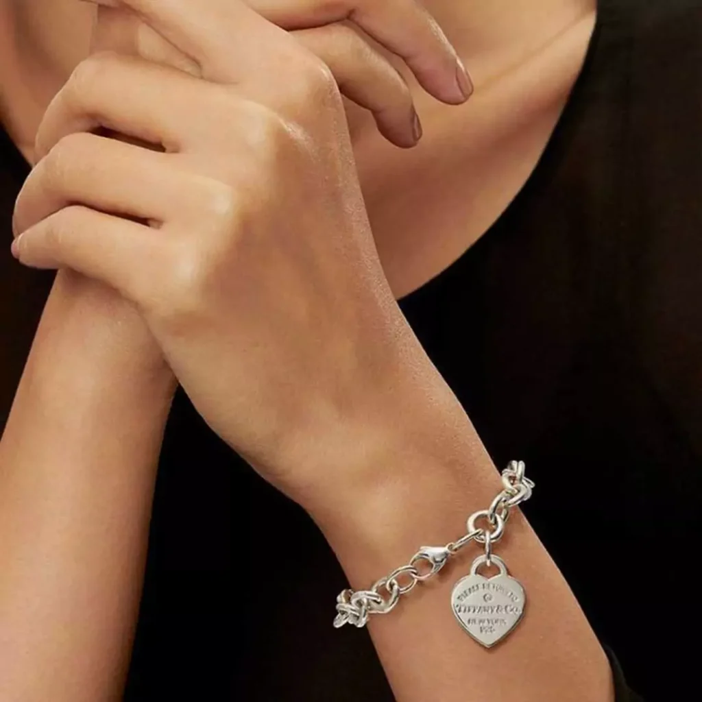 زیباترین مدل های دستبند زنانه برند تیفانی