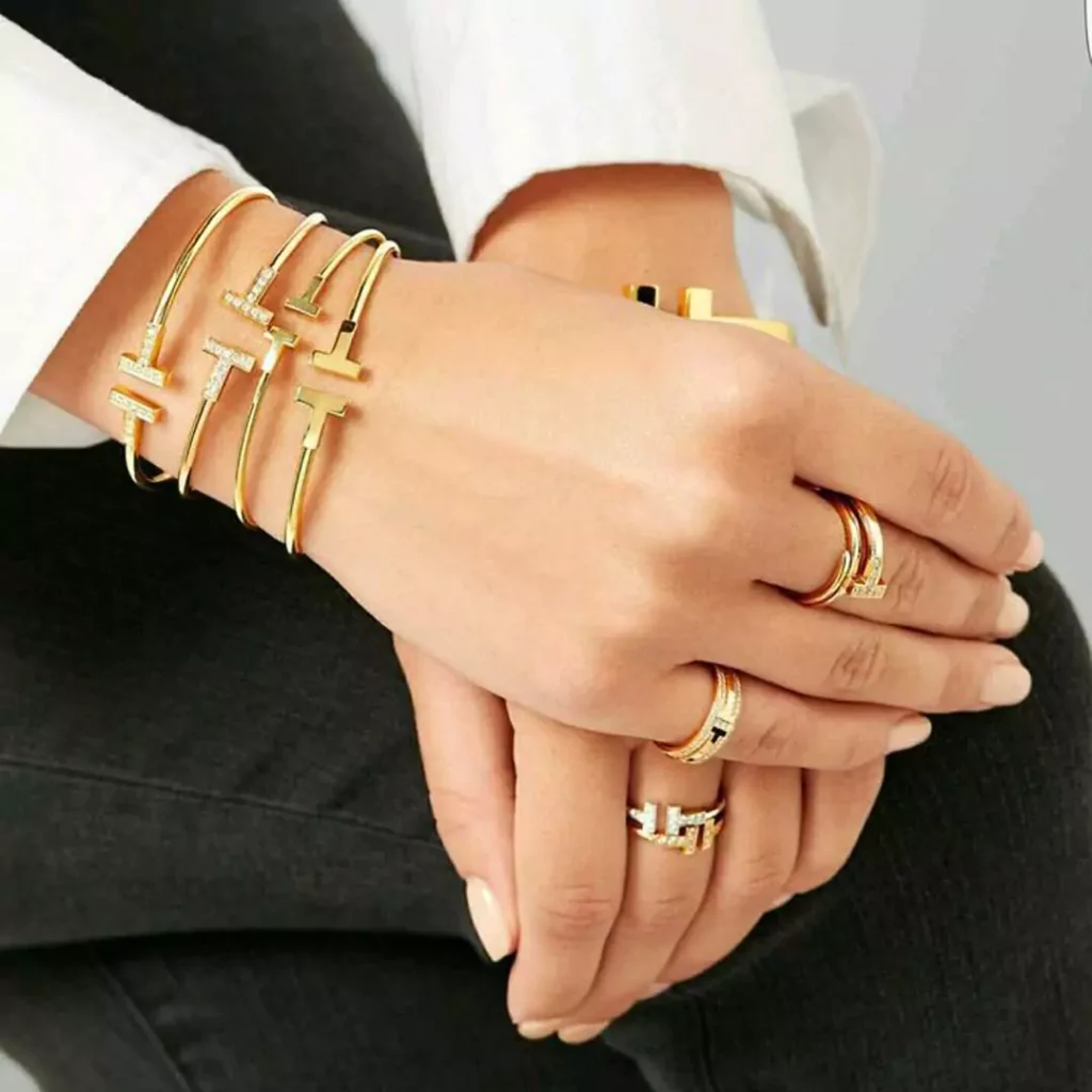 قشنگ ترین مدل های دستبند زنانه برند تیفانی