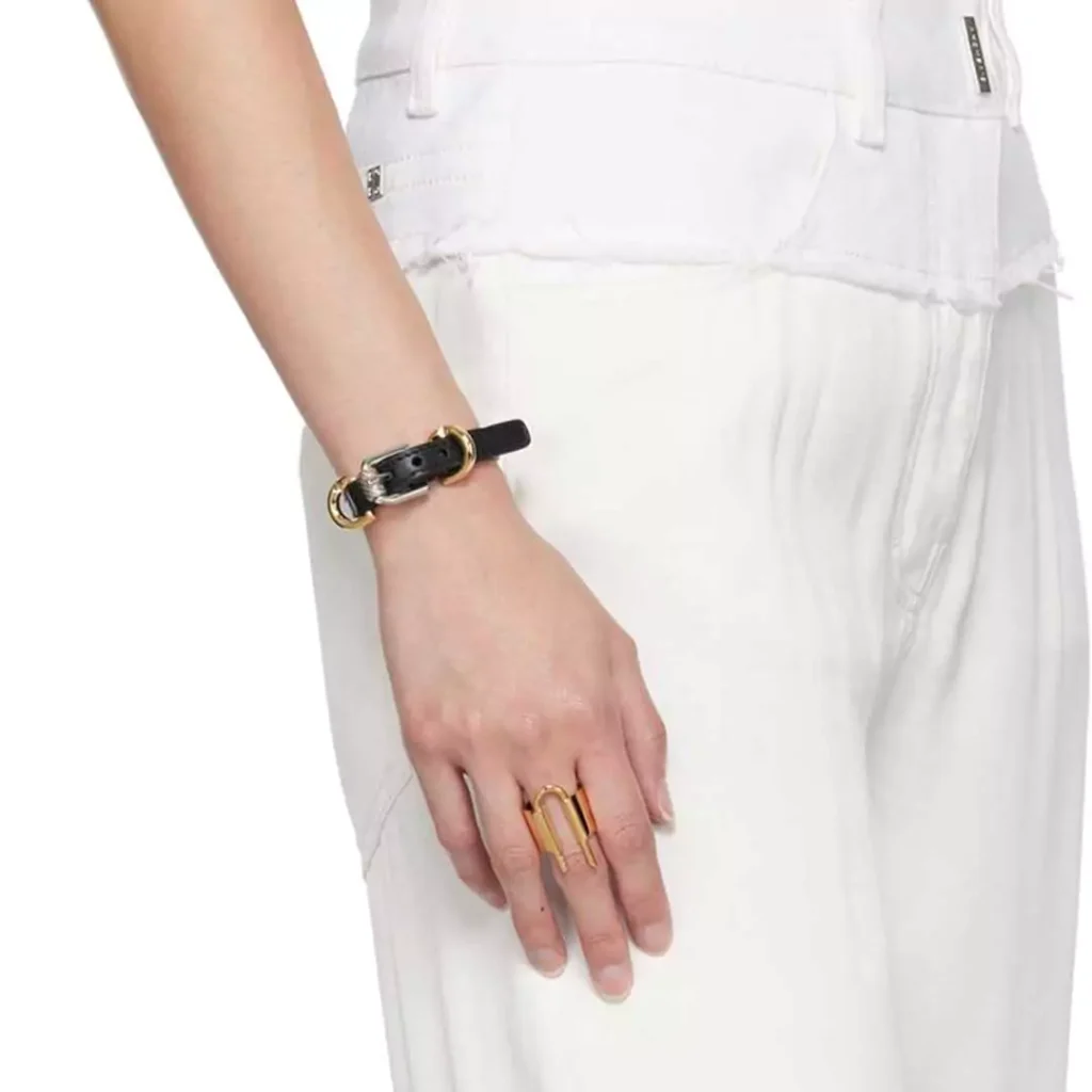 پرطرفدارترین دستبندهای زنانه برند Givenchy