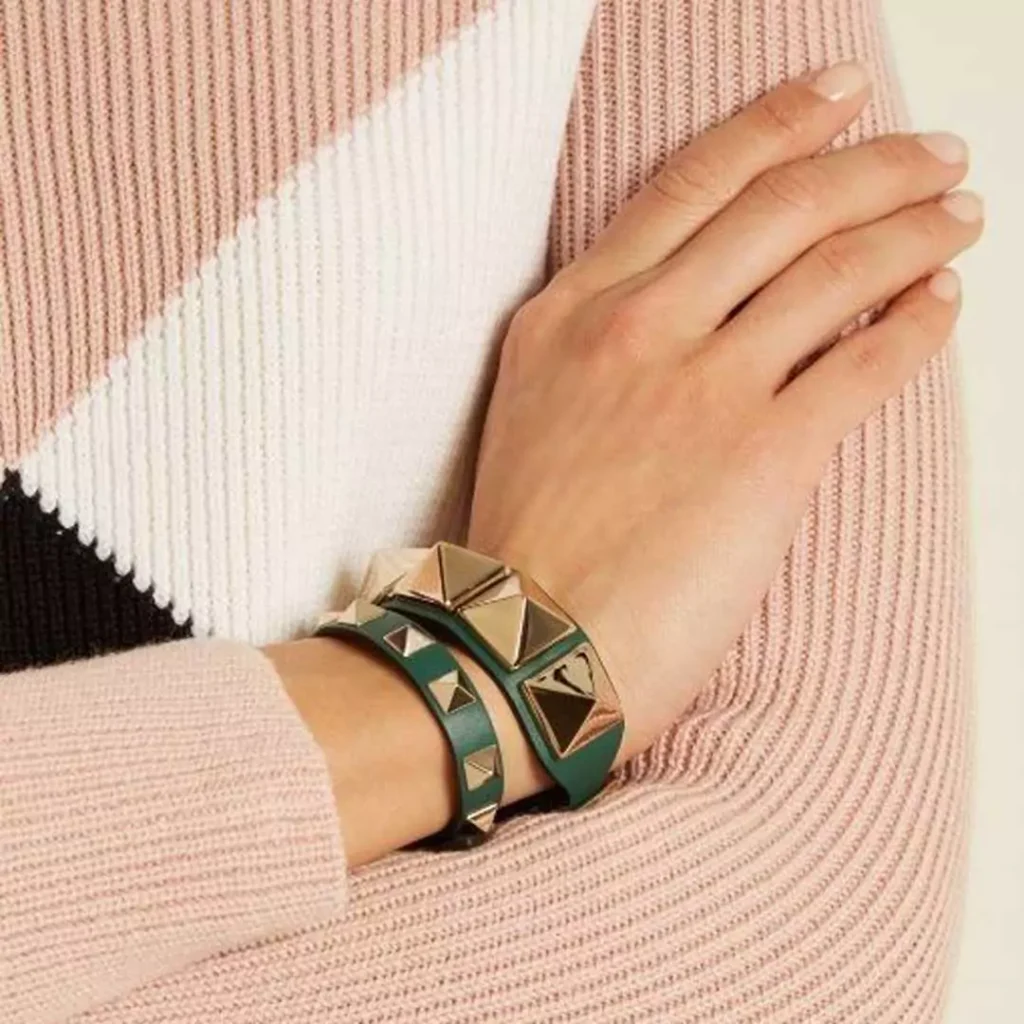 جذاب ترین دستبندهای زنانه برند Valentino