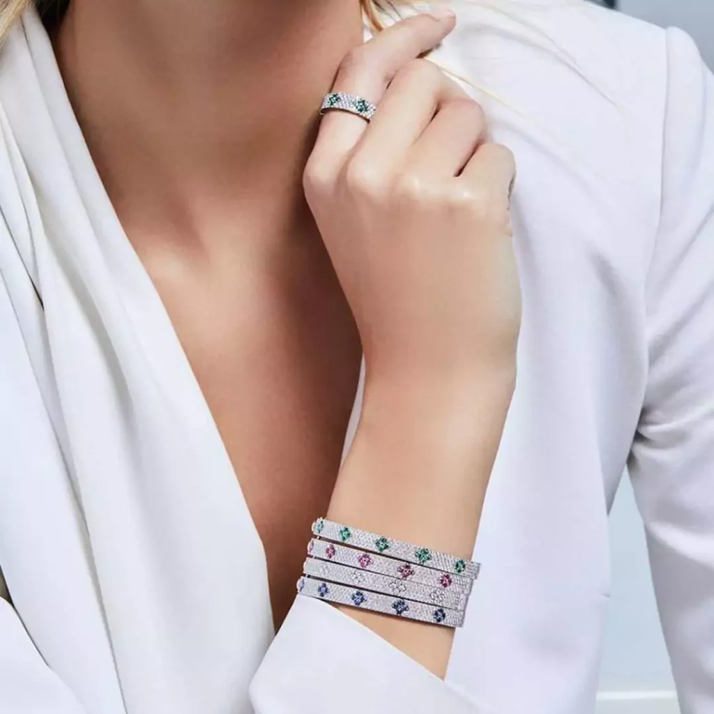قشنگ ترین دستبندهای زنانه برند Roberto Coin