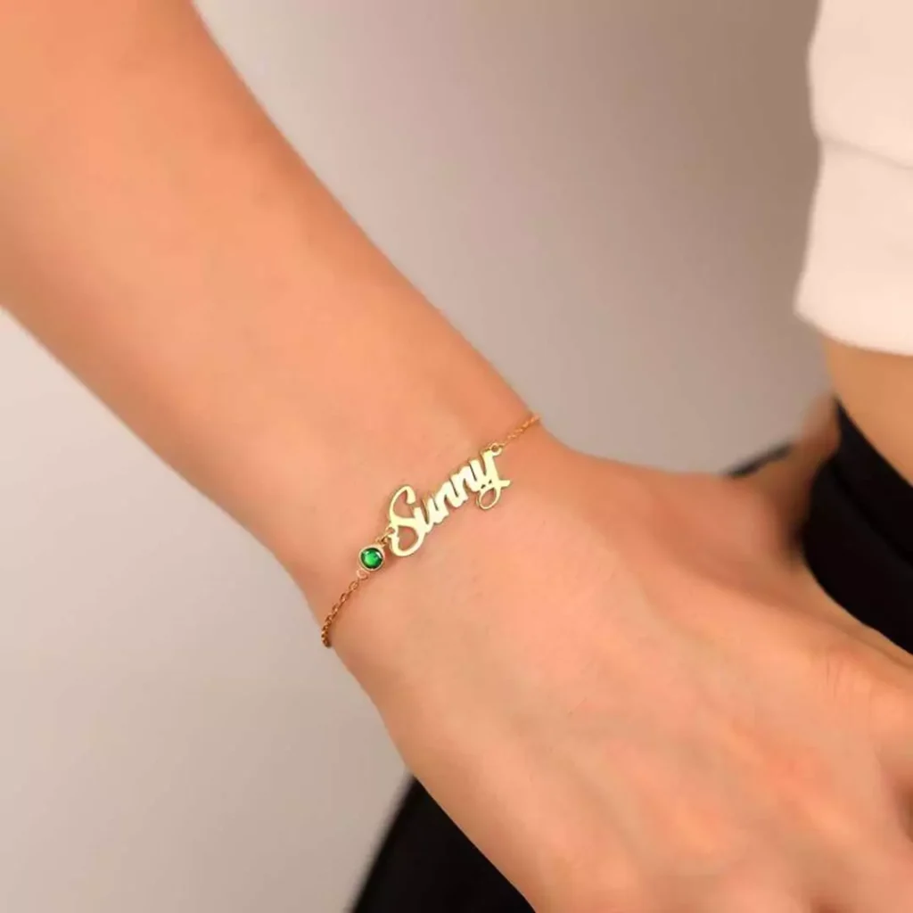 شیک ترین مدل های دستبند دخترانه طلا طرح اسم