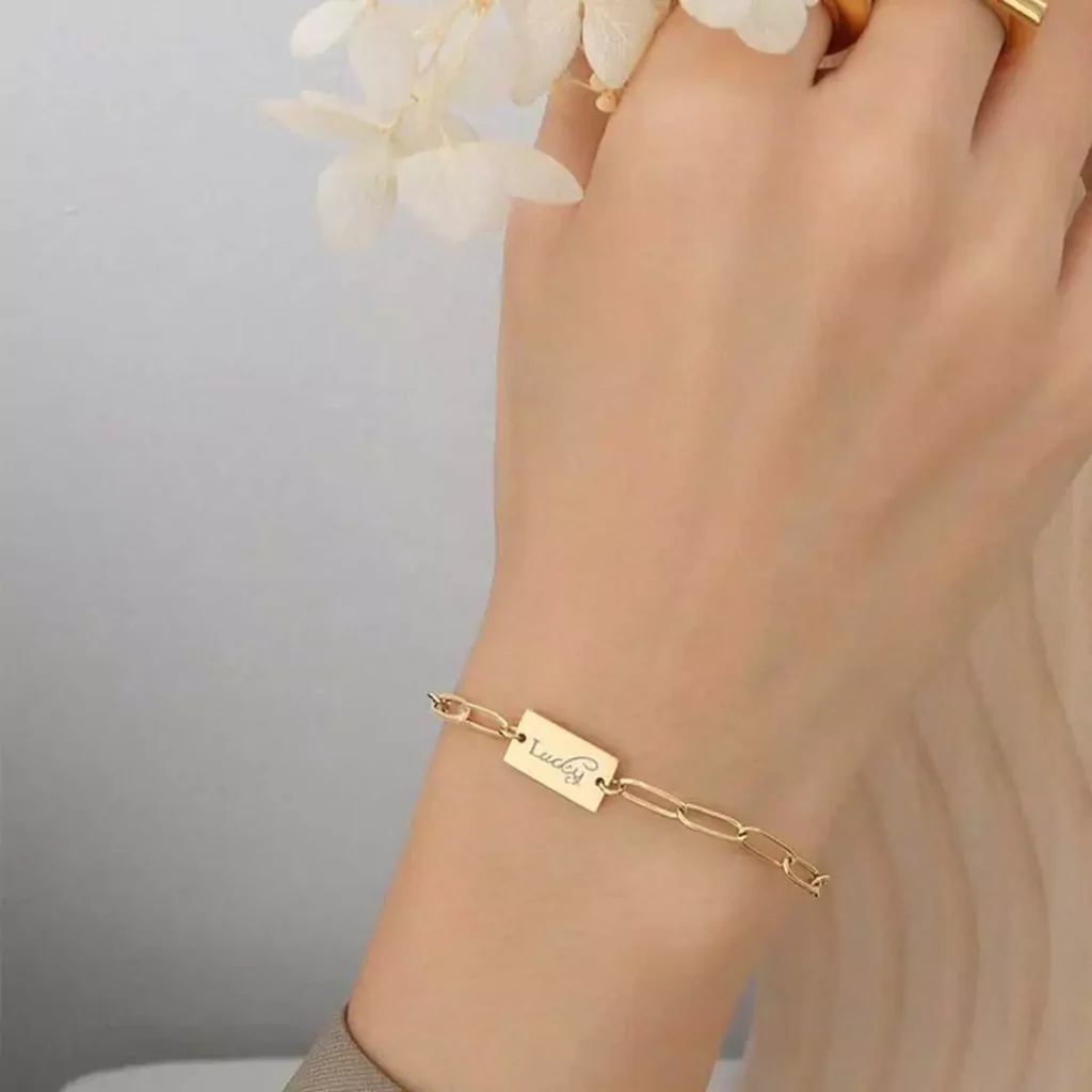 ظریف ترین مدل های دستبند دخترانه طلا طرح اسم