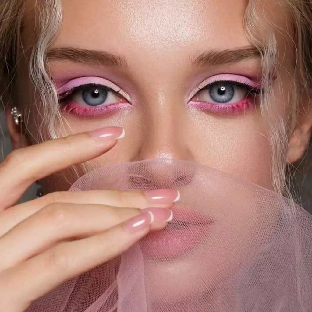 قشنگ ترین مدل آرایش چشم صورتی دخترانه 2024