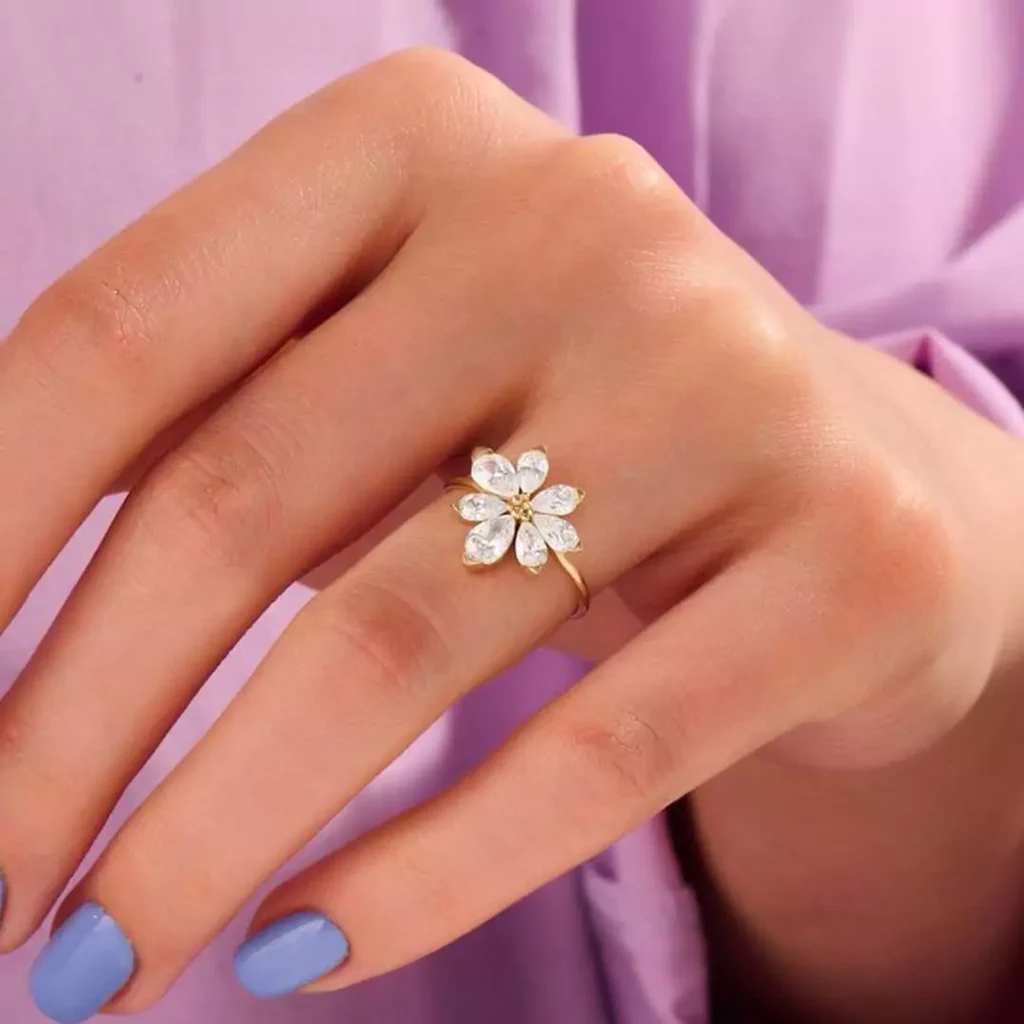 عالی ترین انگشتر جواهر زنانه طرح گل
