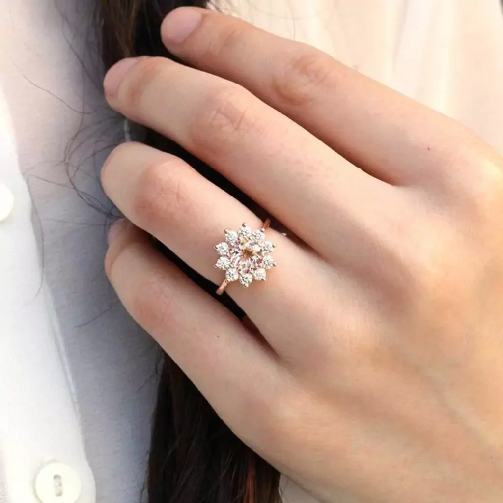بهترین انگشتر جواهر زنانه طرح گل