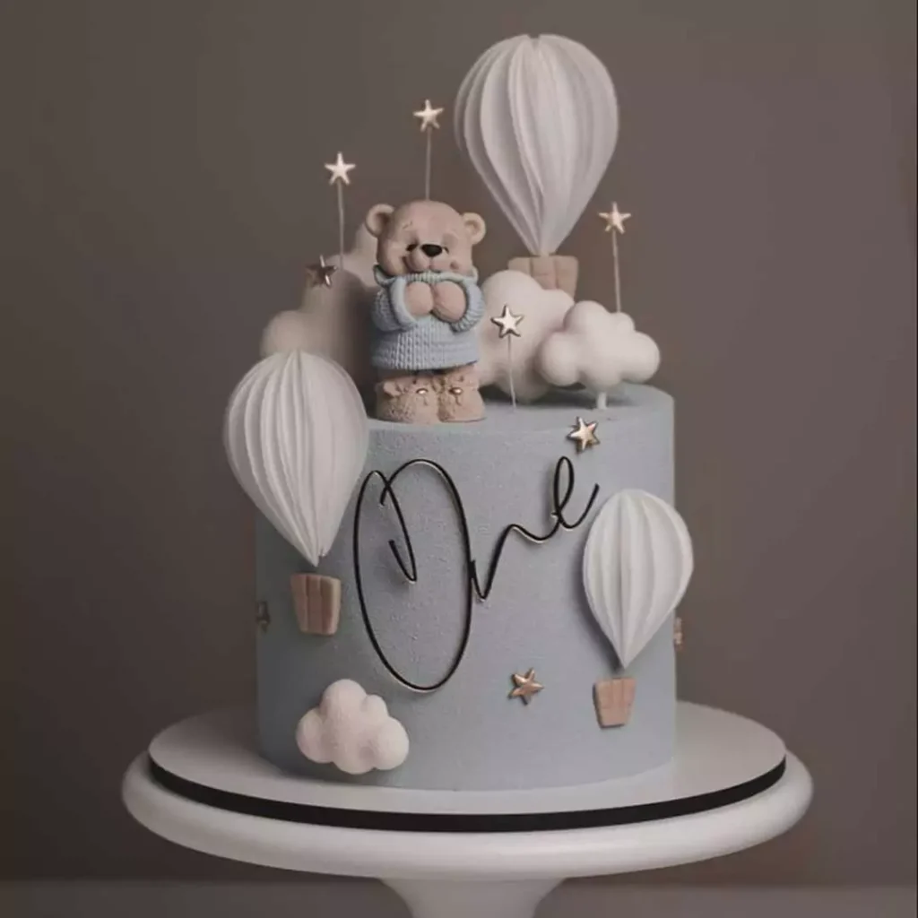 کیک تولد خرس تدی مینیمال