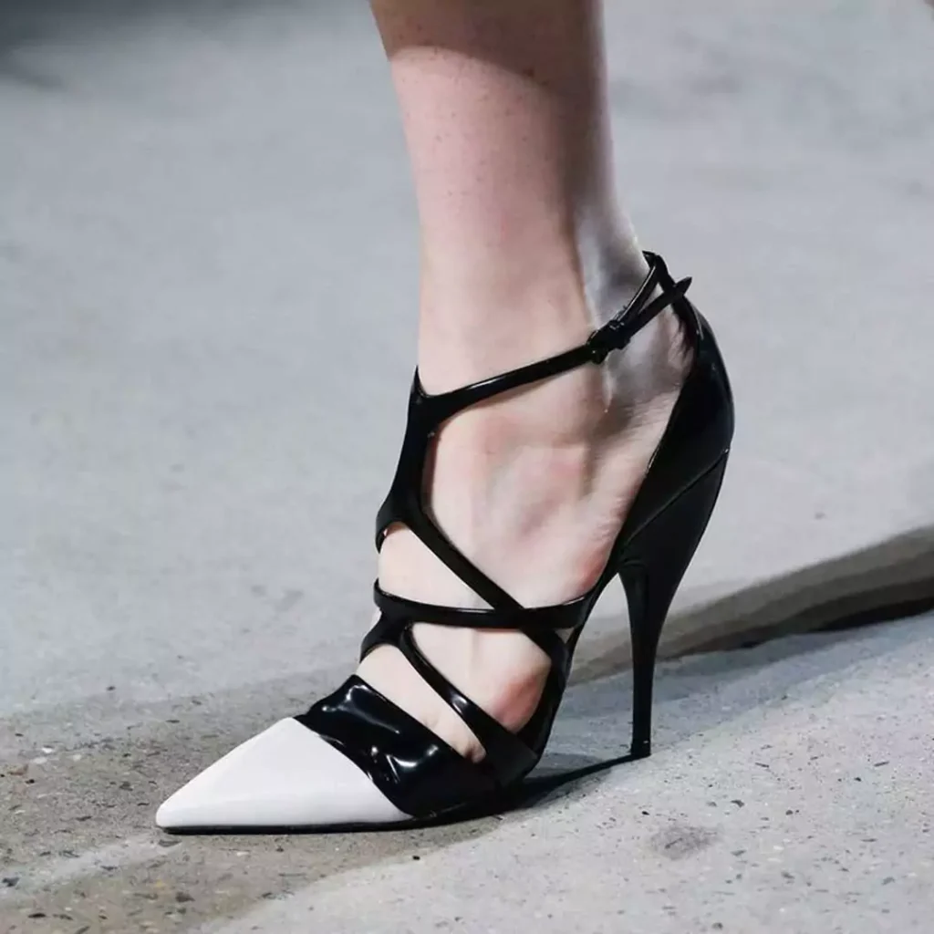 چشم نوازترین مدل های کفش مجلسی زنانه سیاه و سفید