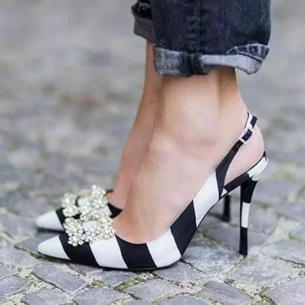 جدیدترین مدل های کفش مجلسی زنانه سیاه و سفید