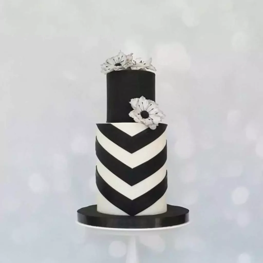 پرطرفدارترین کیک تولد سیاه و سفید