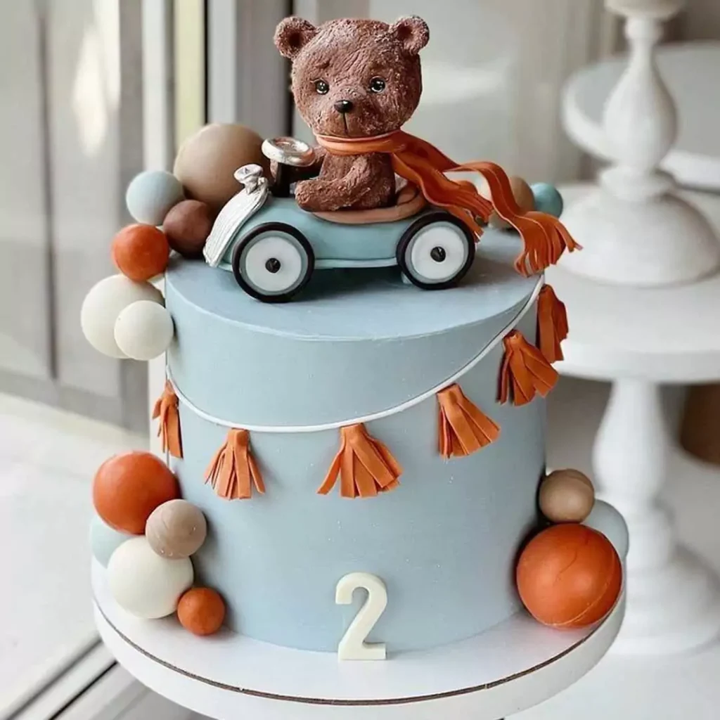 متفاوت ترین کیک تولد پسرانه طرح ماشین با تدی