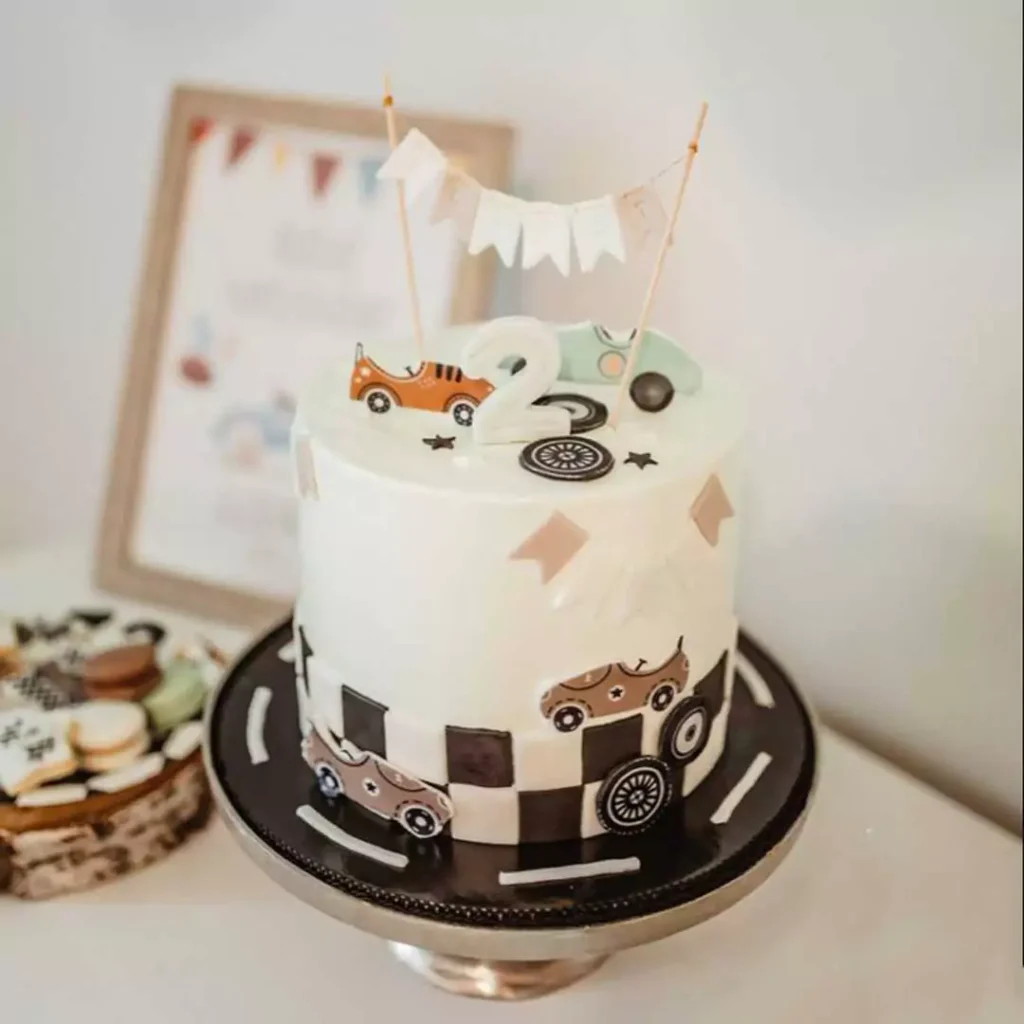 بهترین کیک تولد پسرانه طرح ماشین