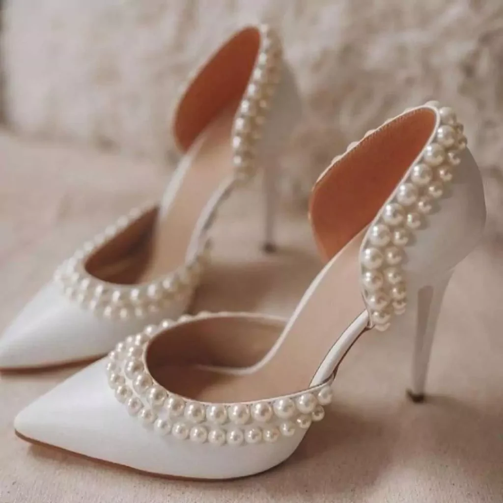 به روزترین کفش پاشنه بلند عروس 2024