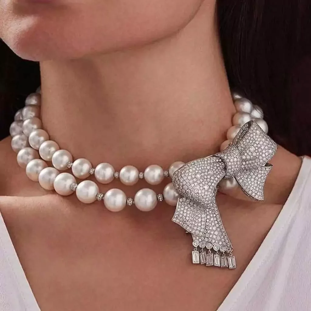 محبوب ترین مدل های گردنبند جواهر عروس با سنگ مروارید سفید
 
