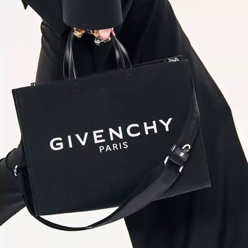 کیوت ترین کیف چرم زنانه از برند Givenchy