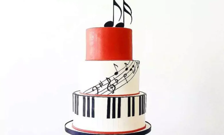 ناب ترین کیک تولد با تم موسیقی