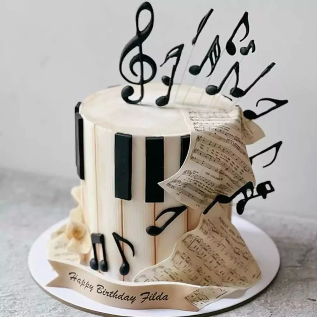 دوست داشتنی ترین کیک تولد با تم موسیقی