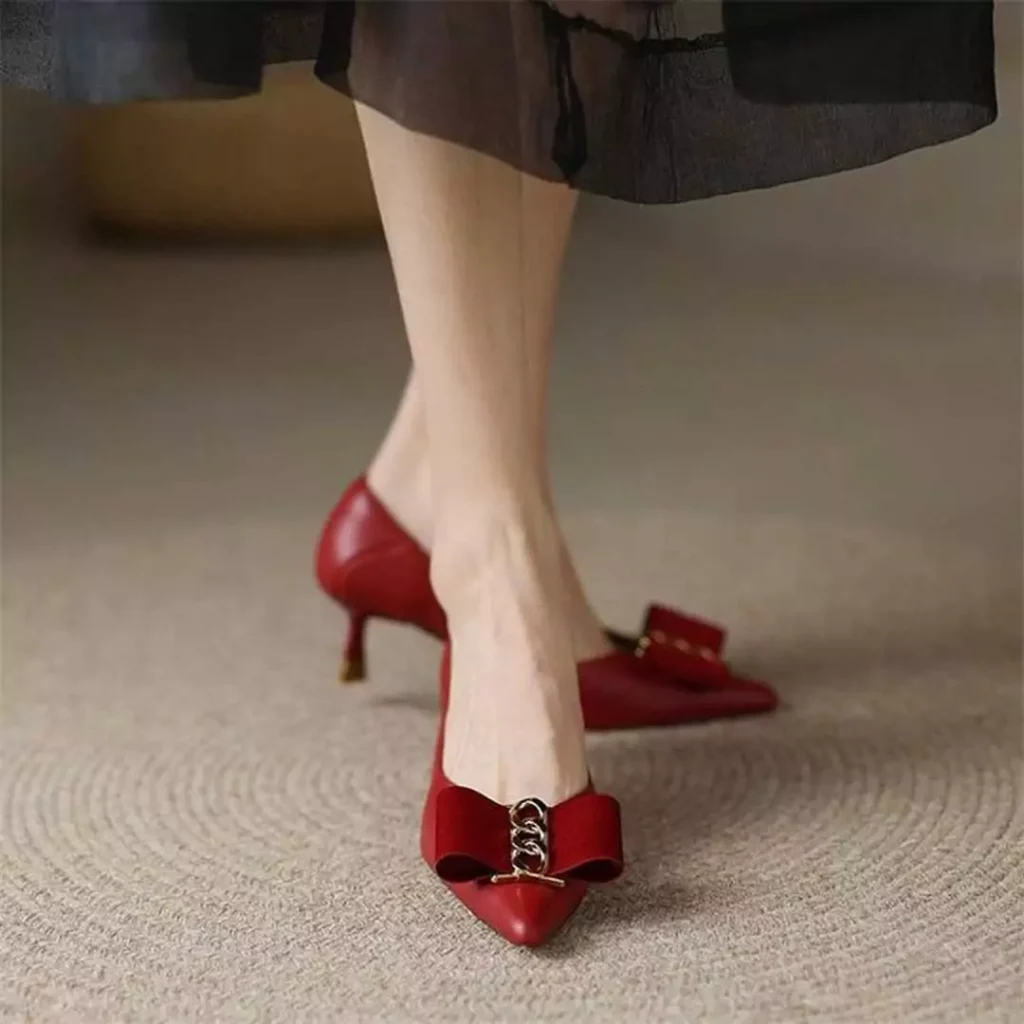 کیوت ترین کفش مجلسی پاشنه بلند قرمز