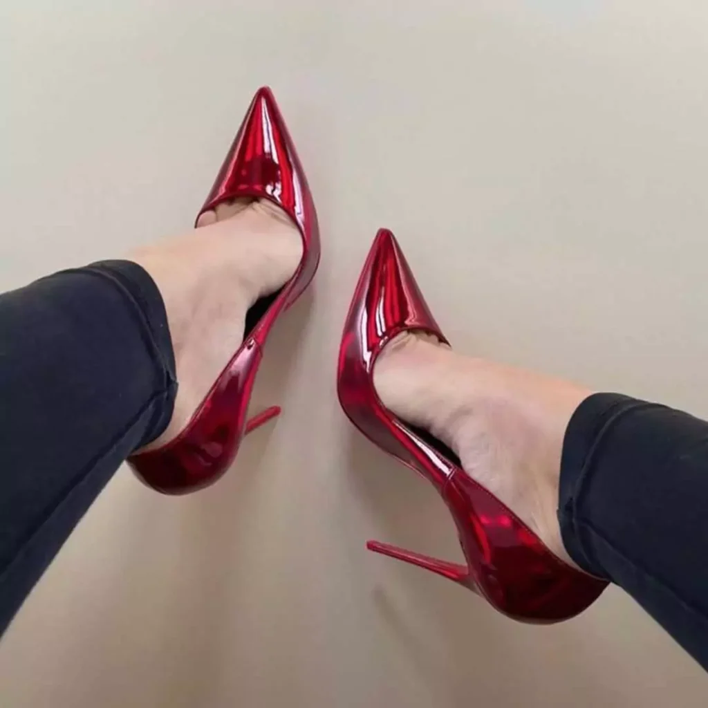 قشنگ ترین کفش مجلسی پاشنه بلند قرمز