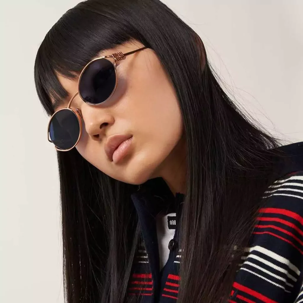 جذاب ترین عینک آفتابی دخترانه Miu Miu