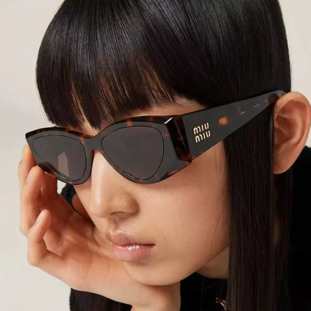 زیباترین عینک آفتابی دخترانه Miu Miu