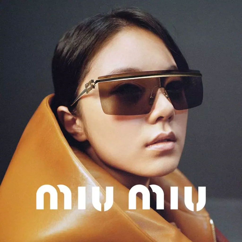 خاص ترین عینک آفتابی دخترانه Miu Miu