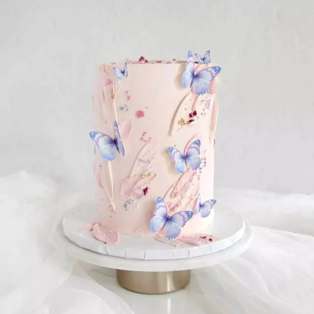 جدیدترین کیک تولد بهاری با طرح پروانه