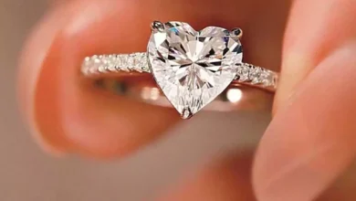 ظریف ترین انگشتر نامزدی با سنگ الماس طرح قلب