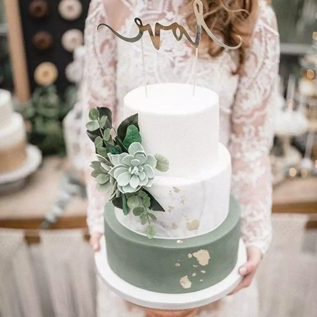 ترندترین کیک عروسی تابستانی 1403 سبز