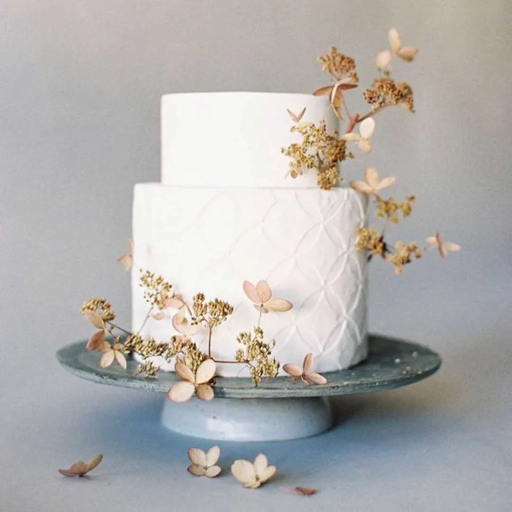 خاص ترین کیک عروسی بهاری مینیمال 2024