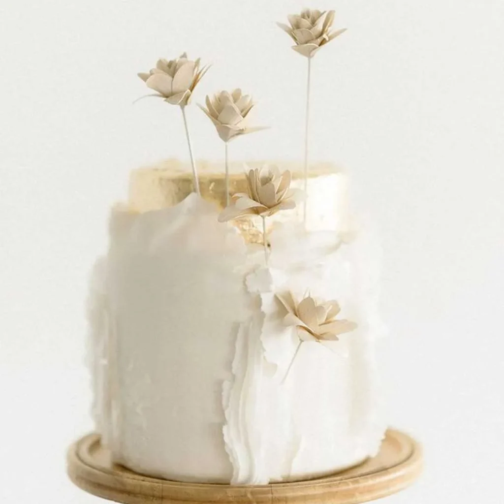 دوست داشتنی ترین کیک عروسی بهاری مینیمال 2024